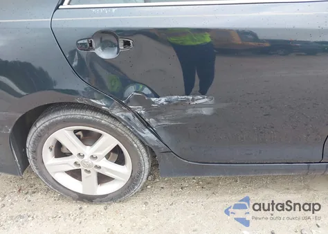 2012 Toyota Camry Se z USA, uszkodzony, nr VIN 4T1BF1FK6CU102076